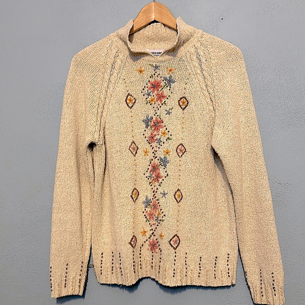 Cottage Core Sweater - Picture 3 of 9